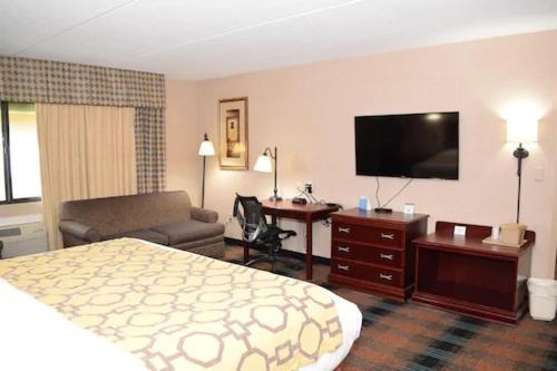 Baymont By Wyndham Michigan City Exterior foto