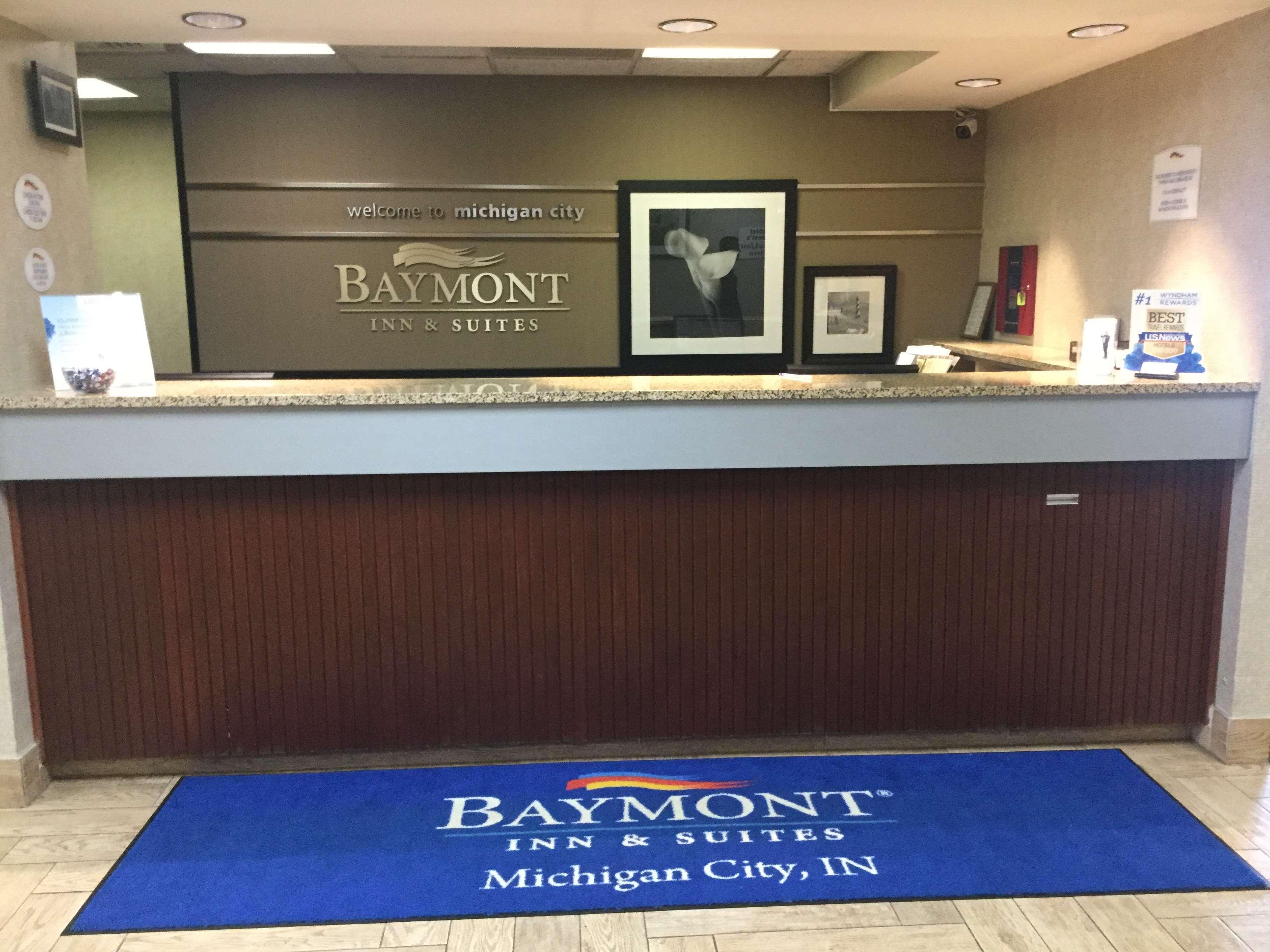 Baymont By Wyndham Michigan City Exterior foto